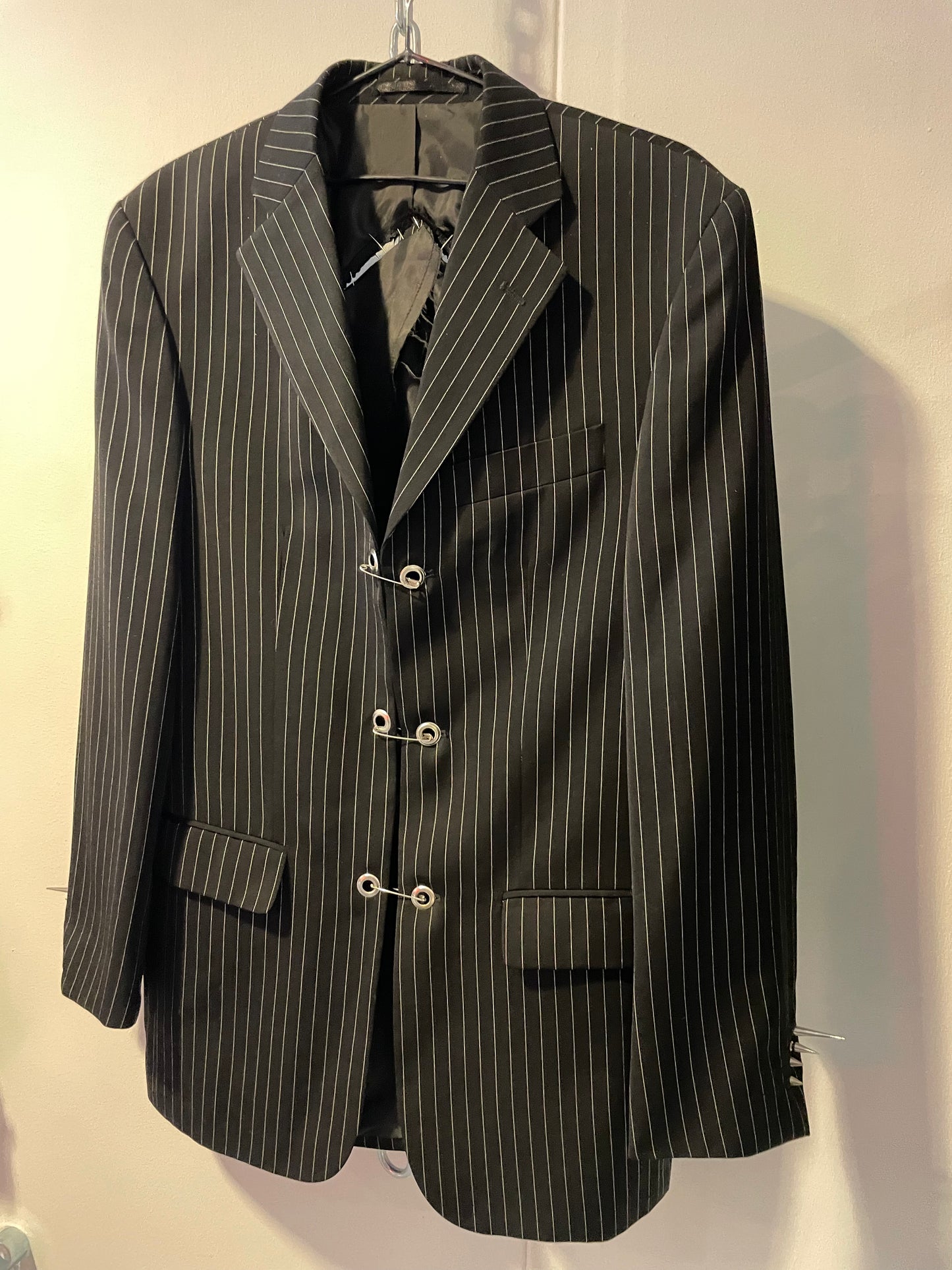 Cross blazer