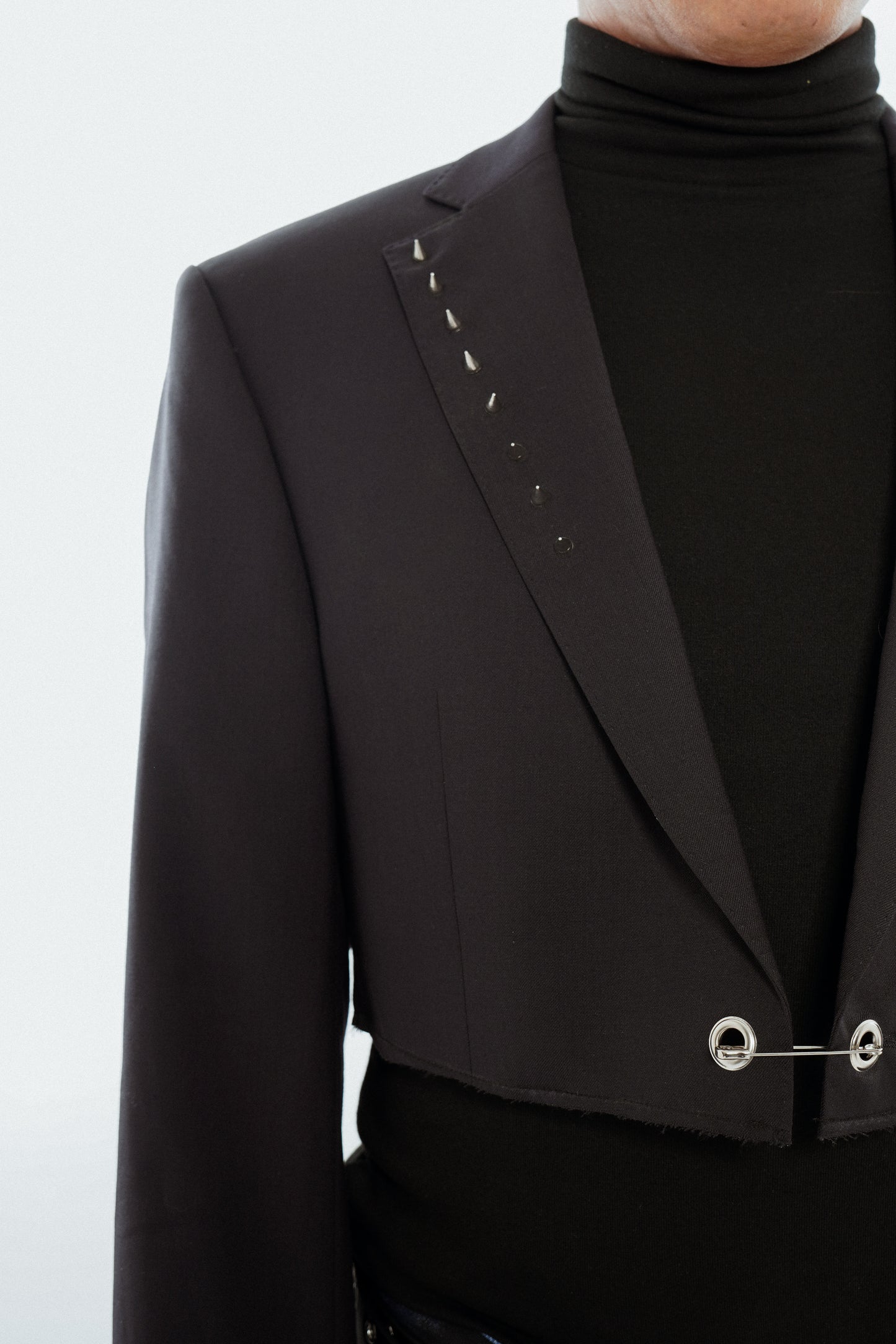 Morph Cropped Butterfly Blazer