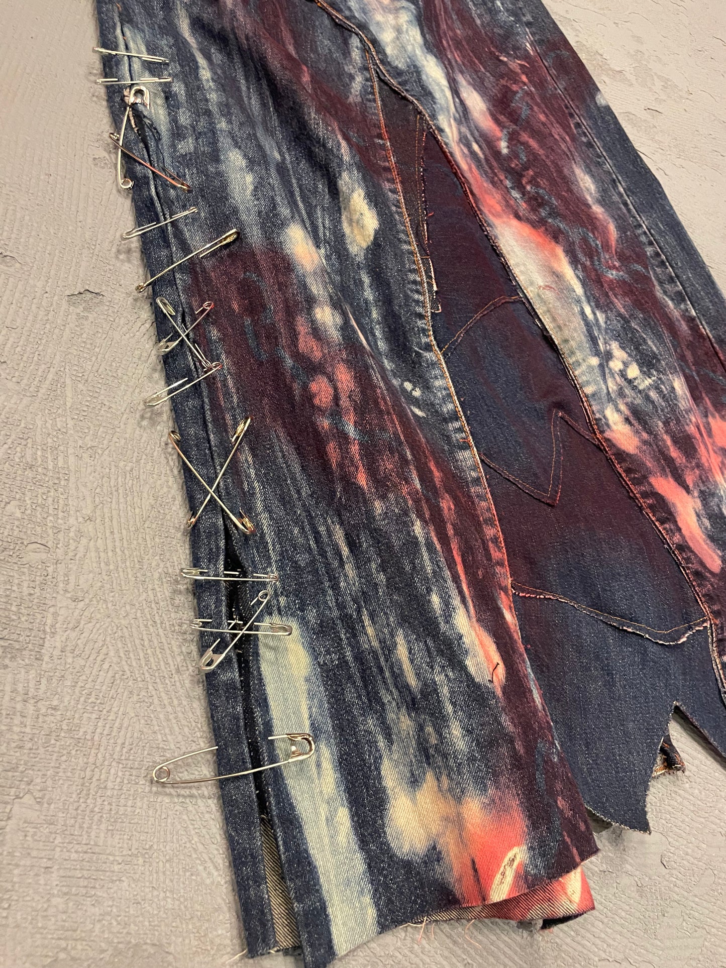 PUNK QUEEN MAXI SKIRT BLEACHED BLUE