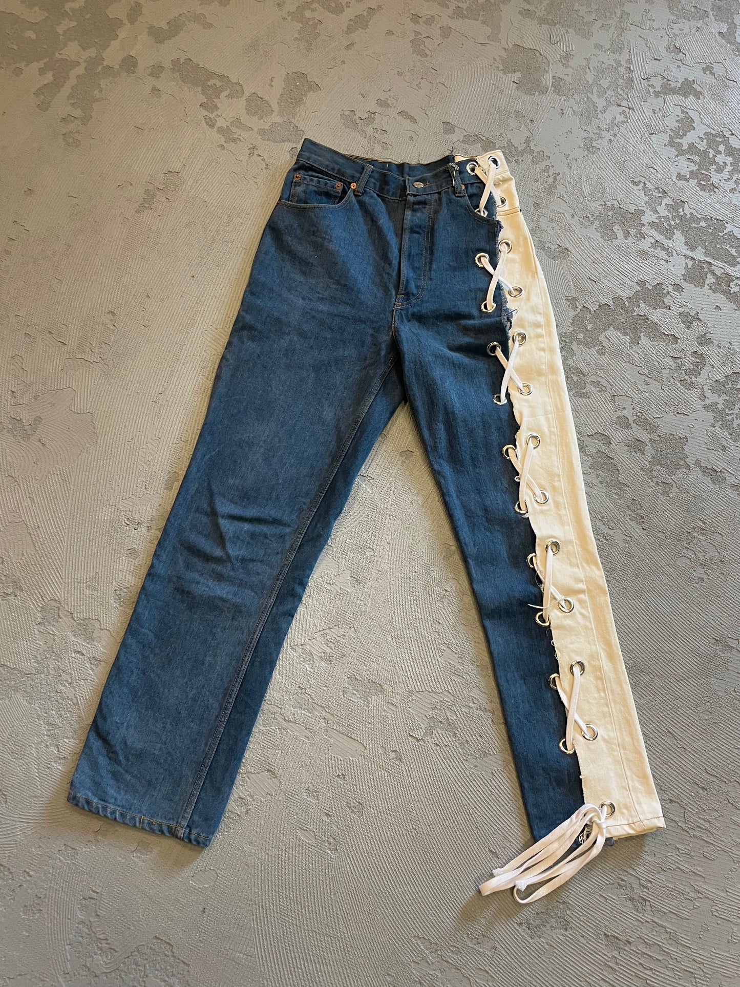 MOVE REWORKED JEANS