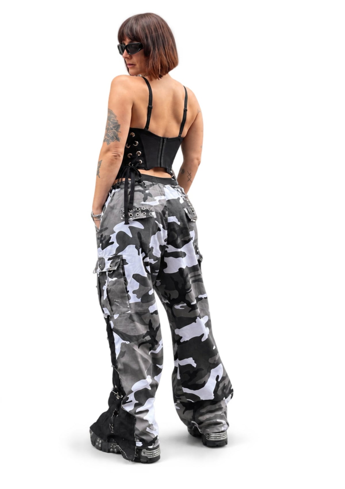 Zwarte upcycled punk top 