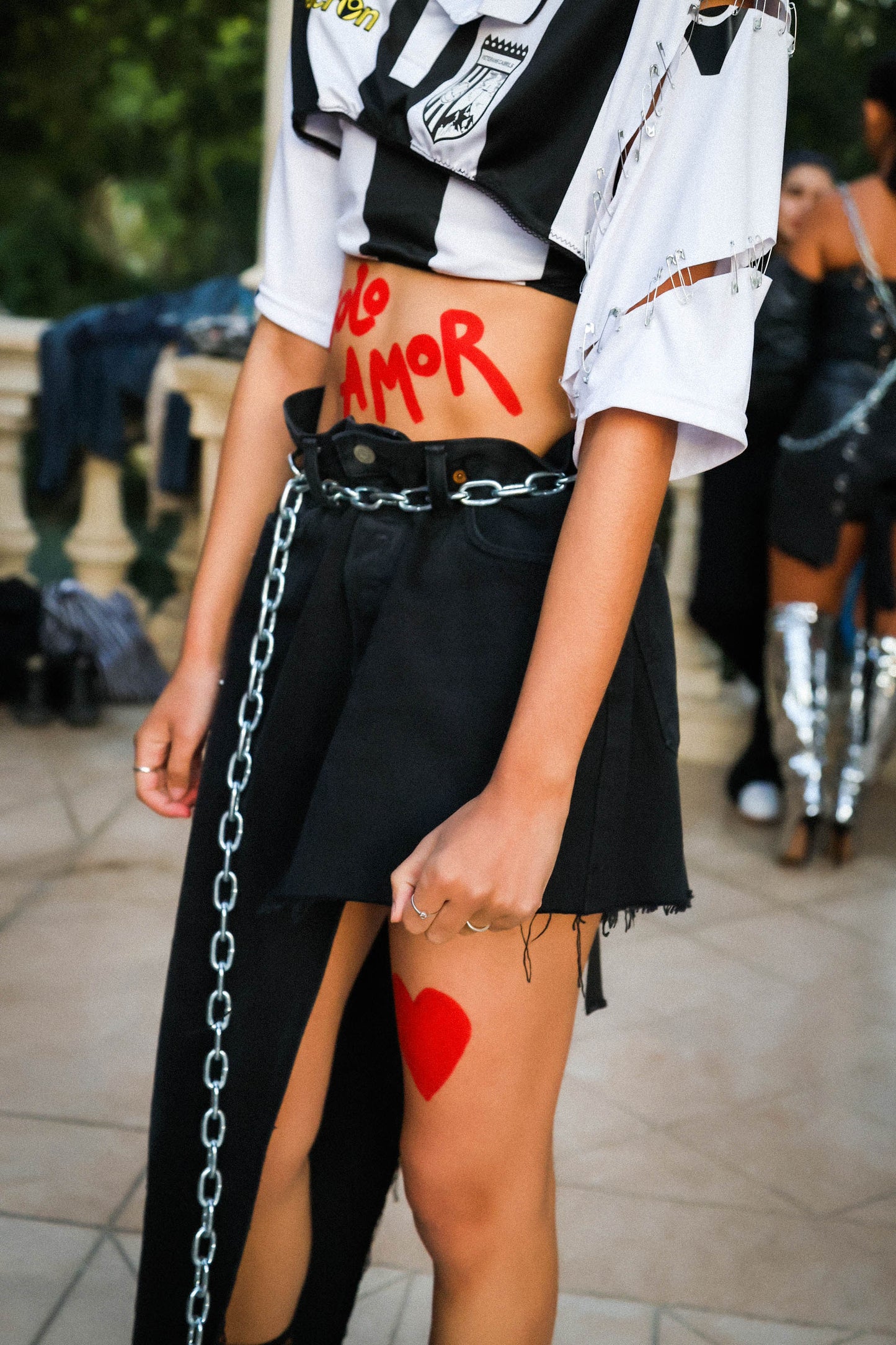 TEASE ASYMMETRICAL SKIRT