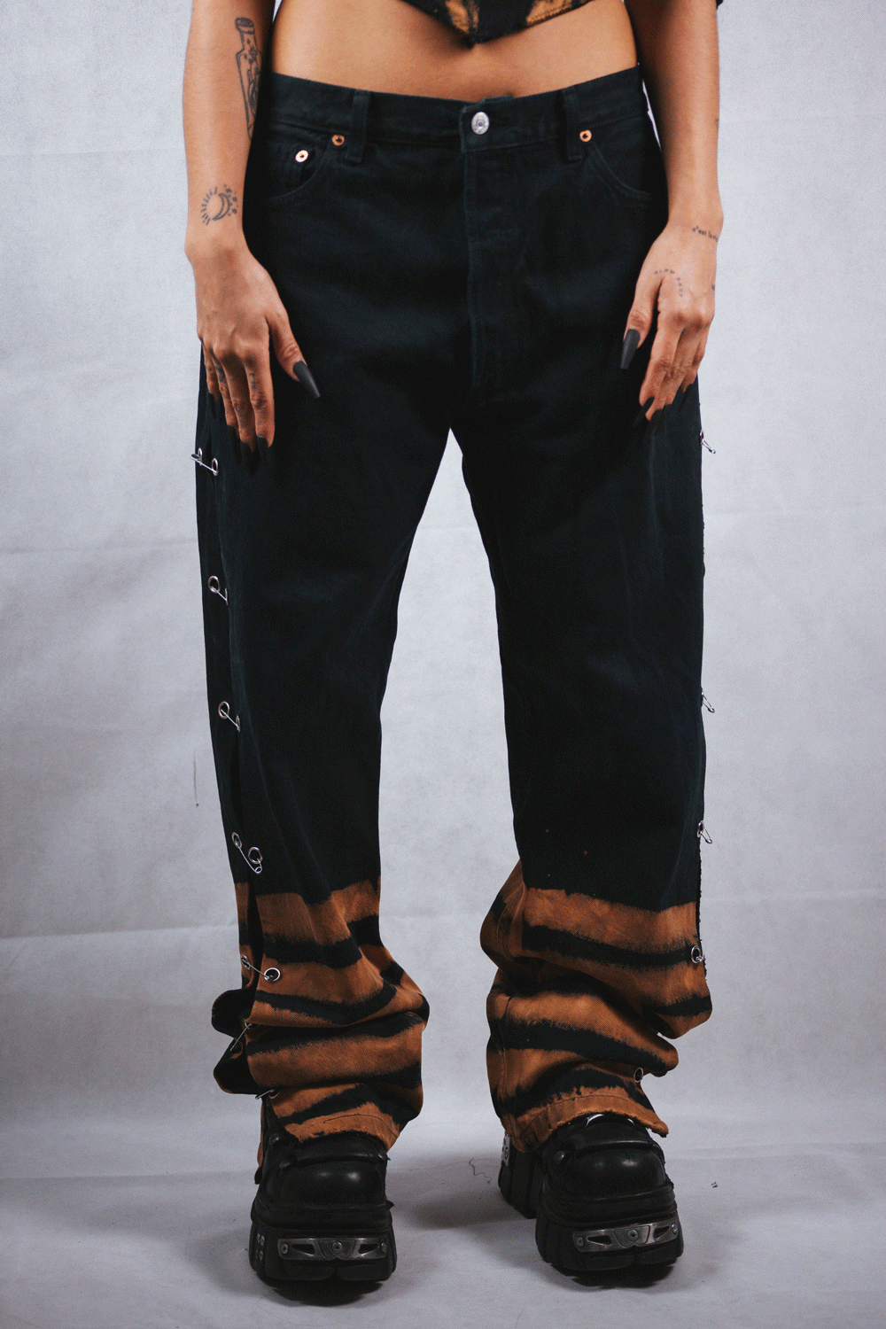"JOKE" Upcycled Lose Fit Jeans